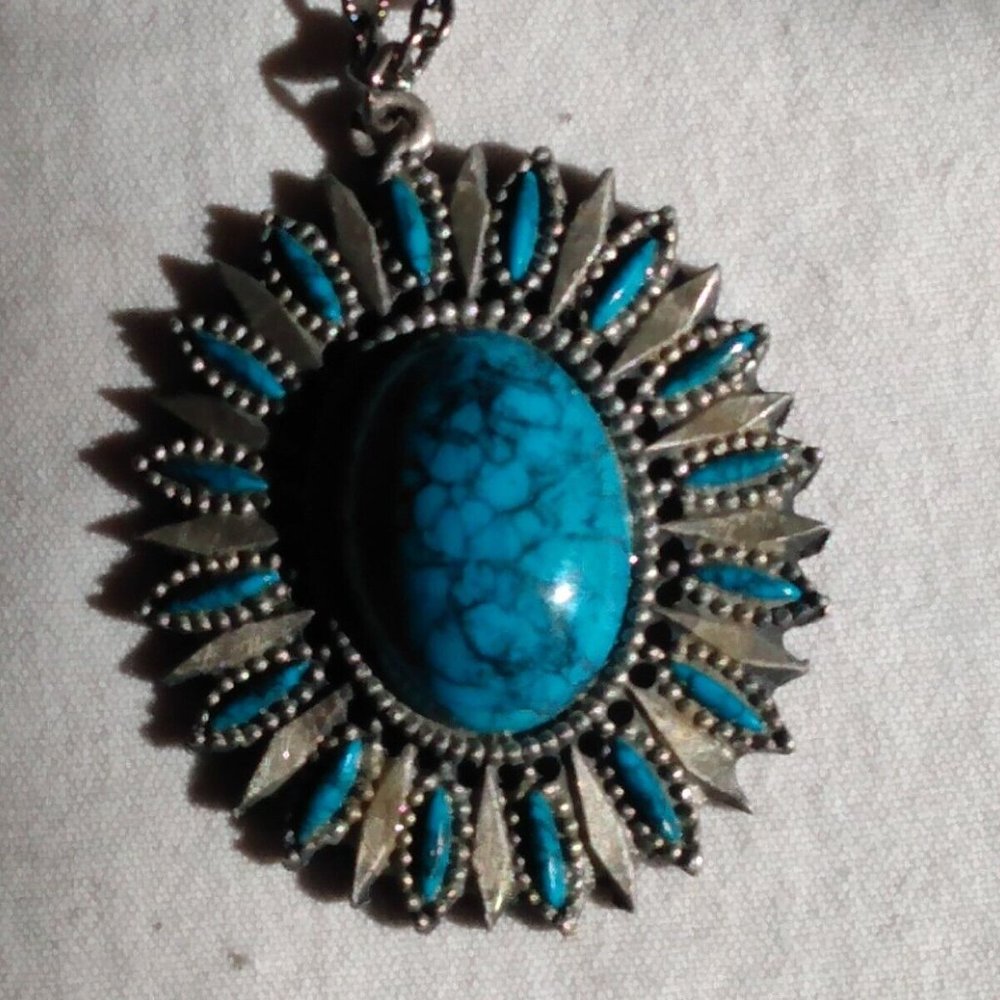 Rafaelian Signed Starburst Turquoise ? pendent, 24 inch necklace
